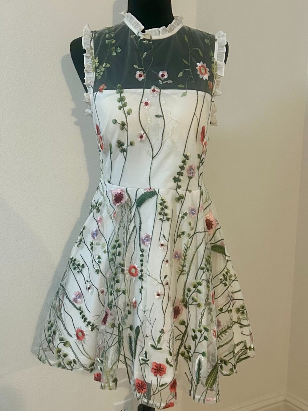 City Studios Floral Embroidered Fit & Flare Dress Sheer Mesh Ruffle Trim 11 Like